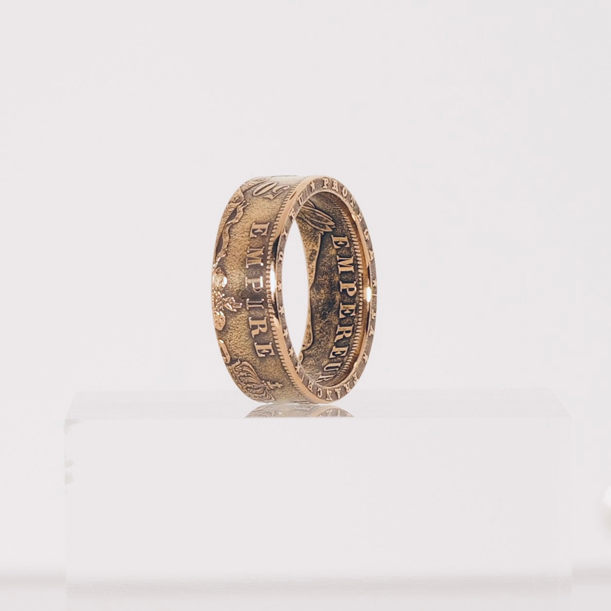 Gold "Napoleon" ring - 🇫🇷